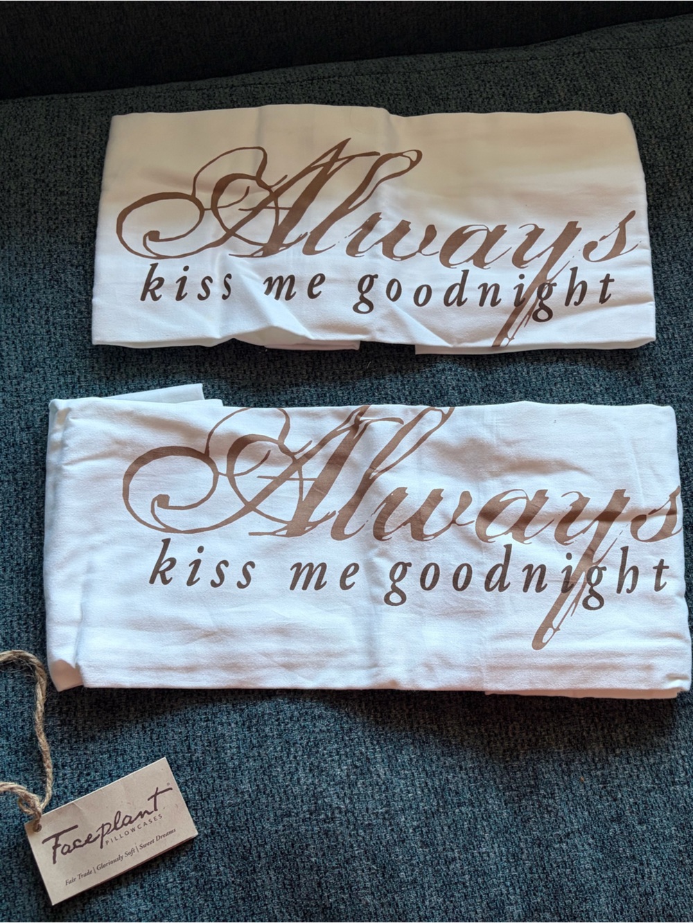 NEW Faceplant Dreams Message Pillowcase set 100% Cotton Std/Queen